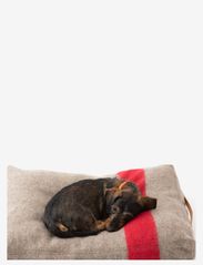 2.8 Design for Dogs - ELLIOTT RECYCLED WOOL - hundebetten - red wool - 2