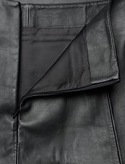2NDDAY - 2ND Marvin - Refined Leather - lædernederdele - deep black - 2