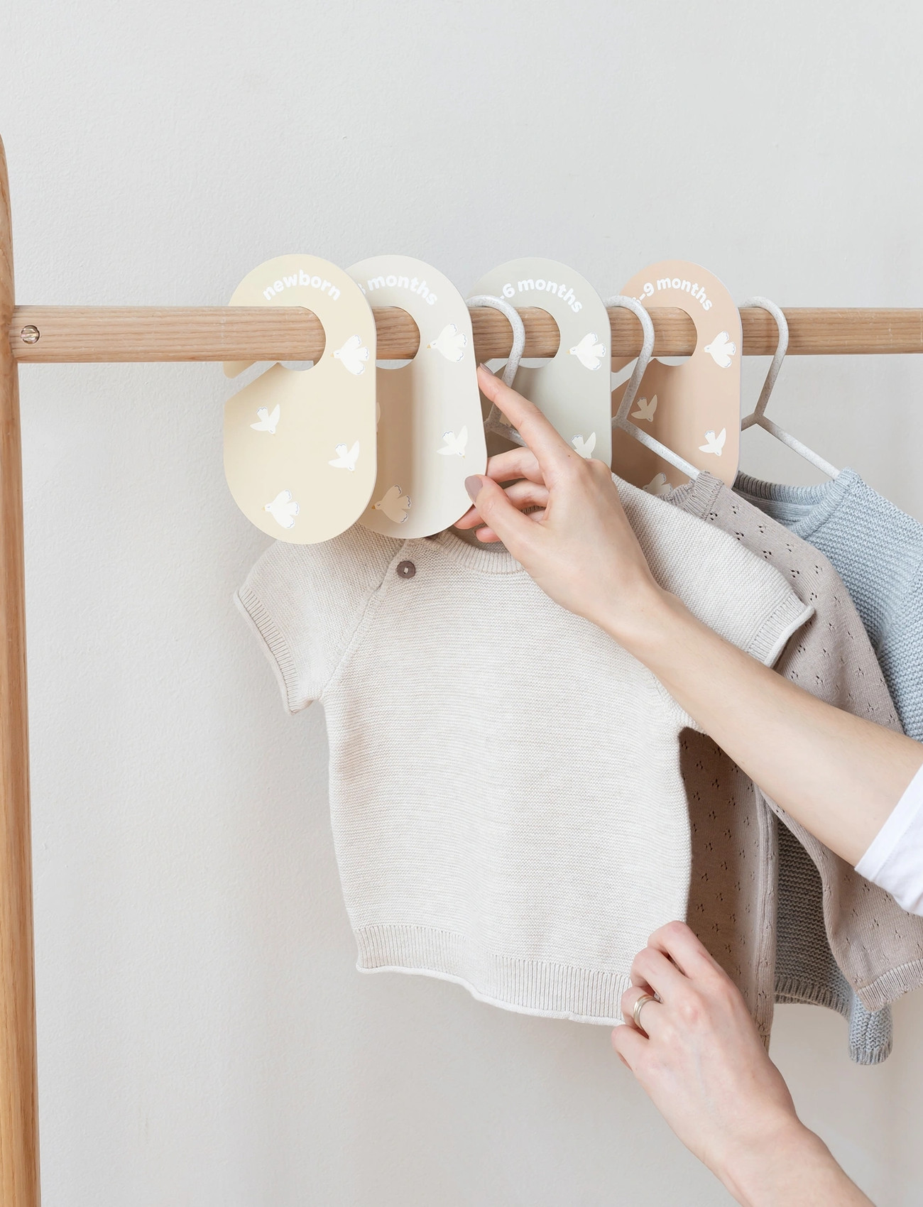 3 Sprouts 3 Sprouts Closet Divider (8 Pcs.), Bird, One Size, Multi/patterned, Opbevaring > Knager Og Bøjler, Børn