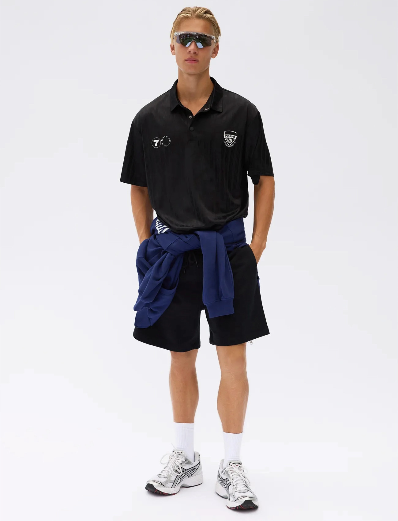 7 DAYS Active Soccer Polo Shirt, XL, Black, Sports Overdele & T-shirts > Sport Football Shirts, Dame