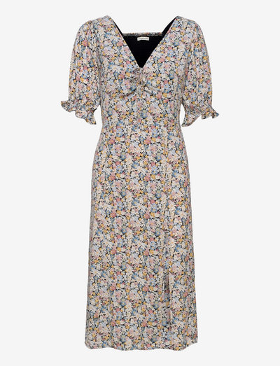 abercrombie & fitch dresses
