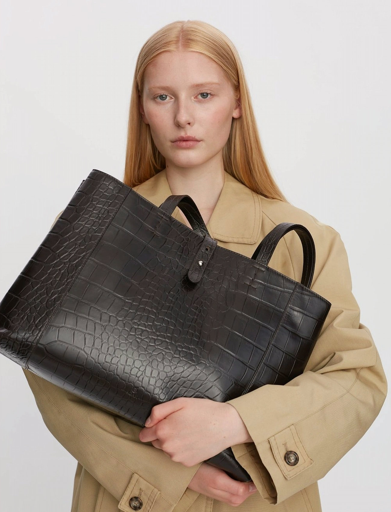 Adax Teramo Shopper Iris, One Size, Black, Tasker > Shoppere, Dame