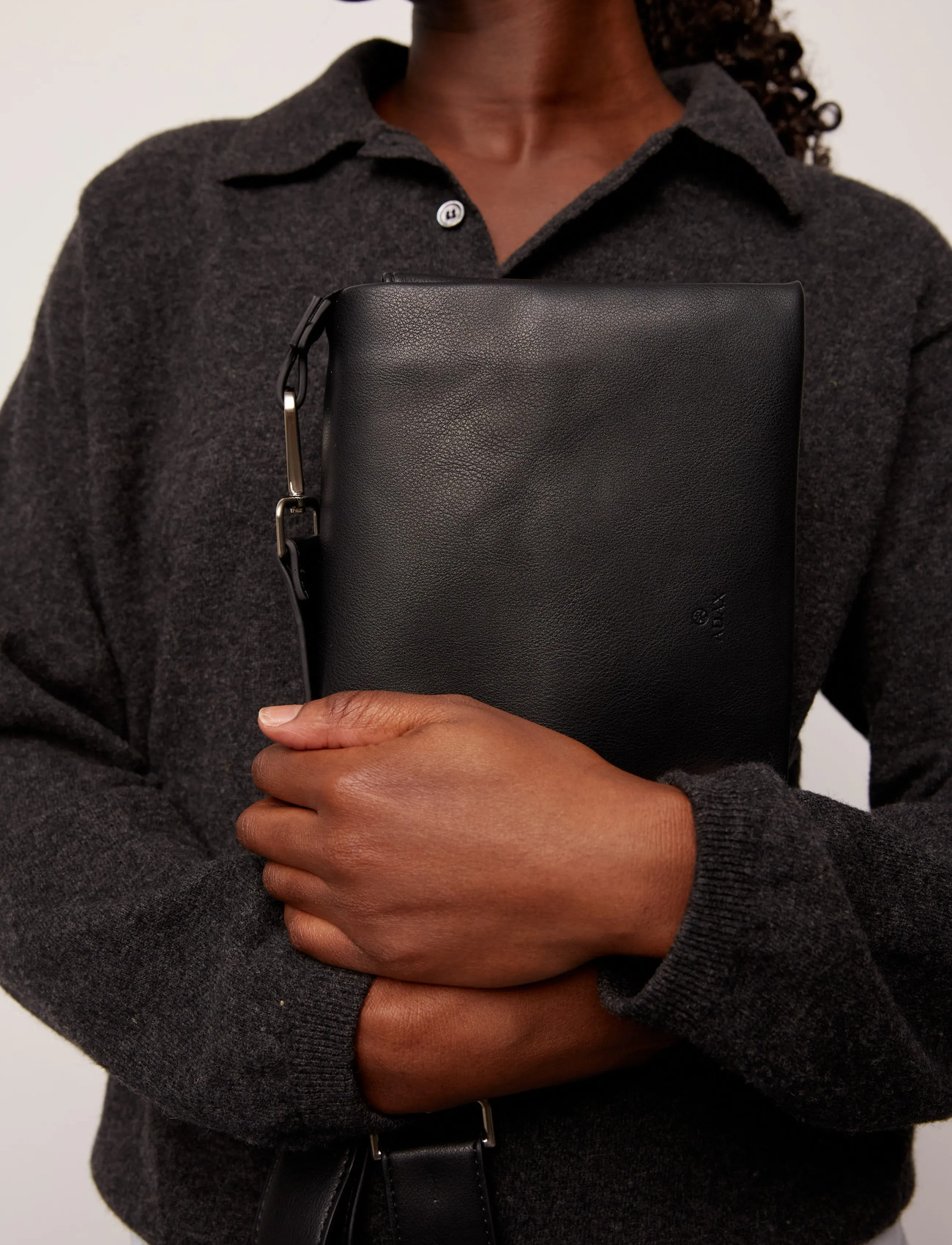 Adax Hello I'mvegan Christa, One Size, Black, Tasker > Små Skuldertasker-Crossbody-Tasker, Dame