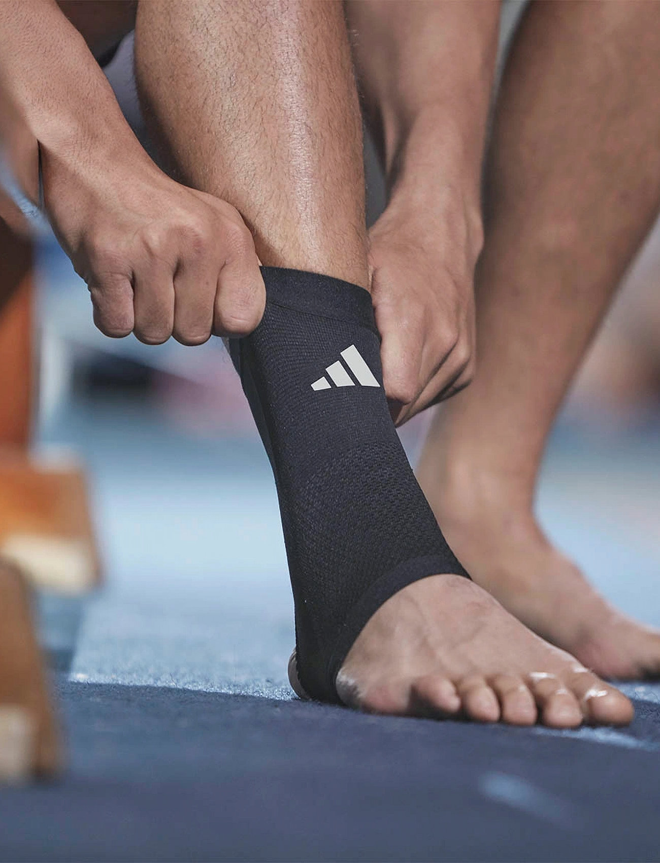 adidas Equipment Performance Ankle Support, L, Multi/patterned, Sport Braces & Supports > Sport Ankle Support, Herre