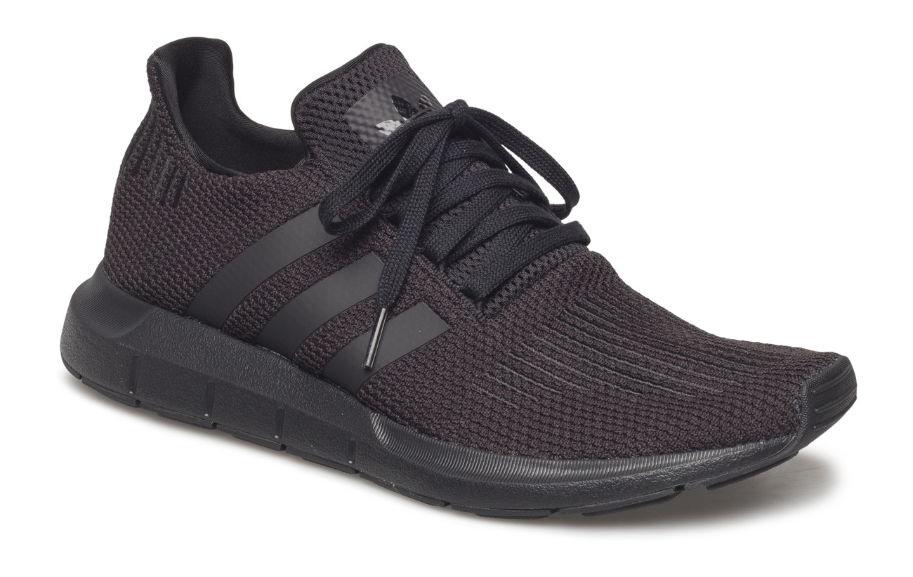 adidas swift run cblack
