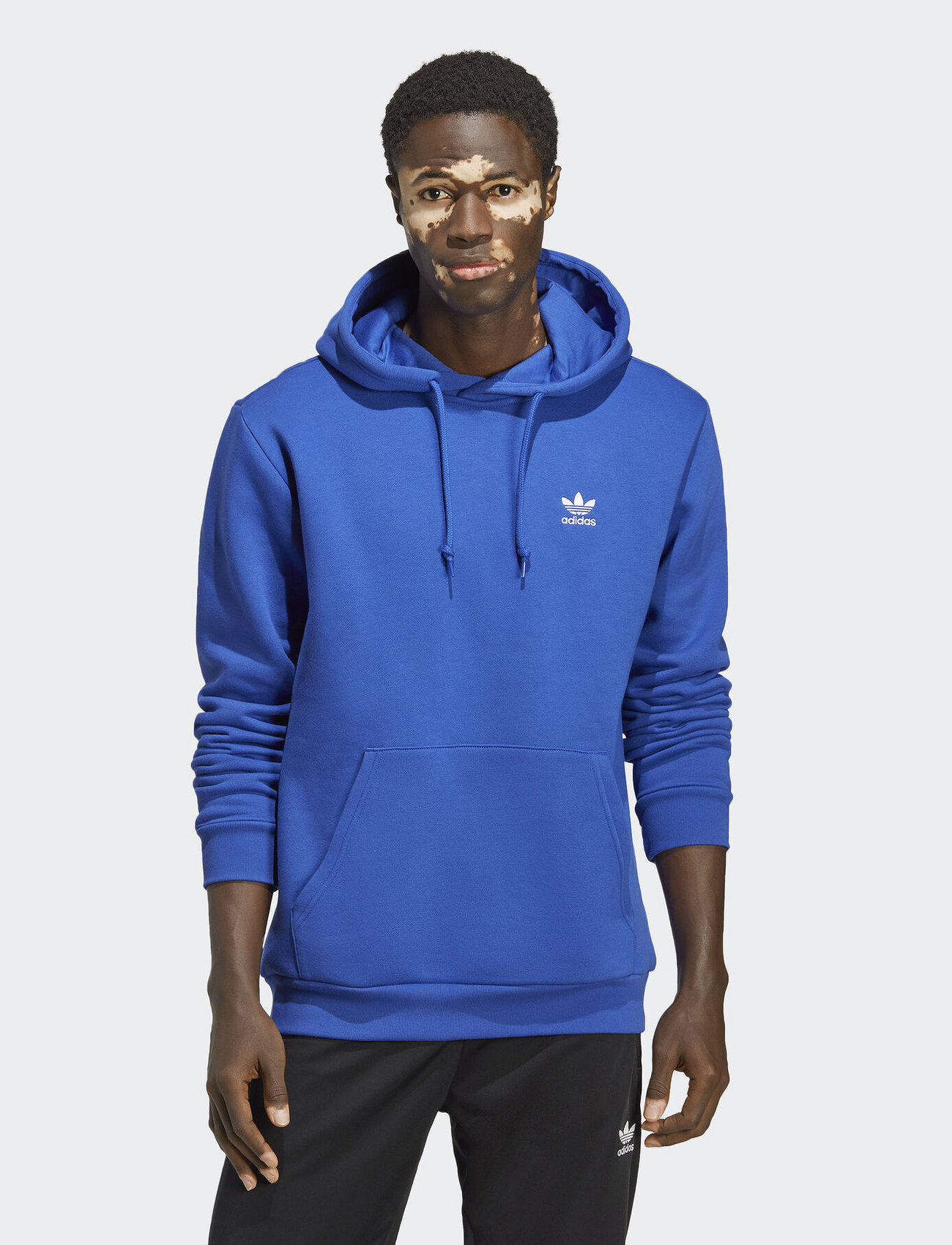 adidas originals trefoil essential sweatshirt