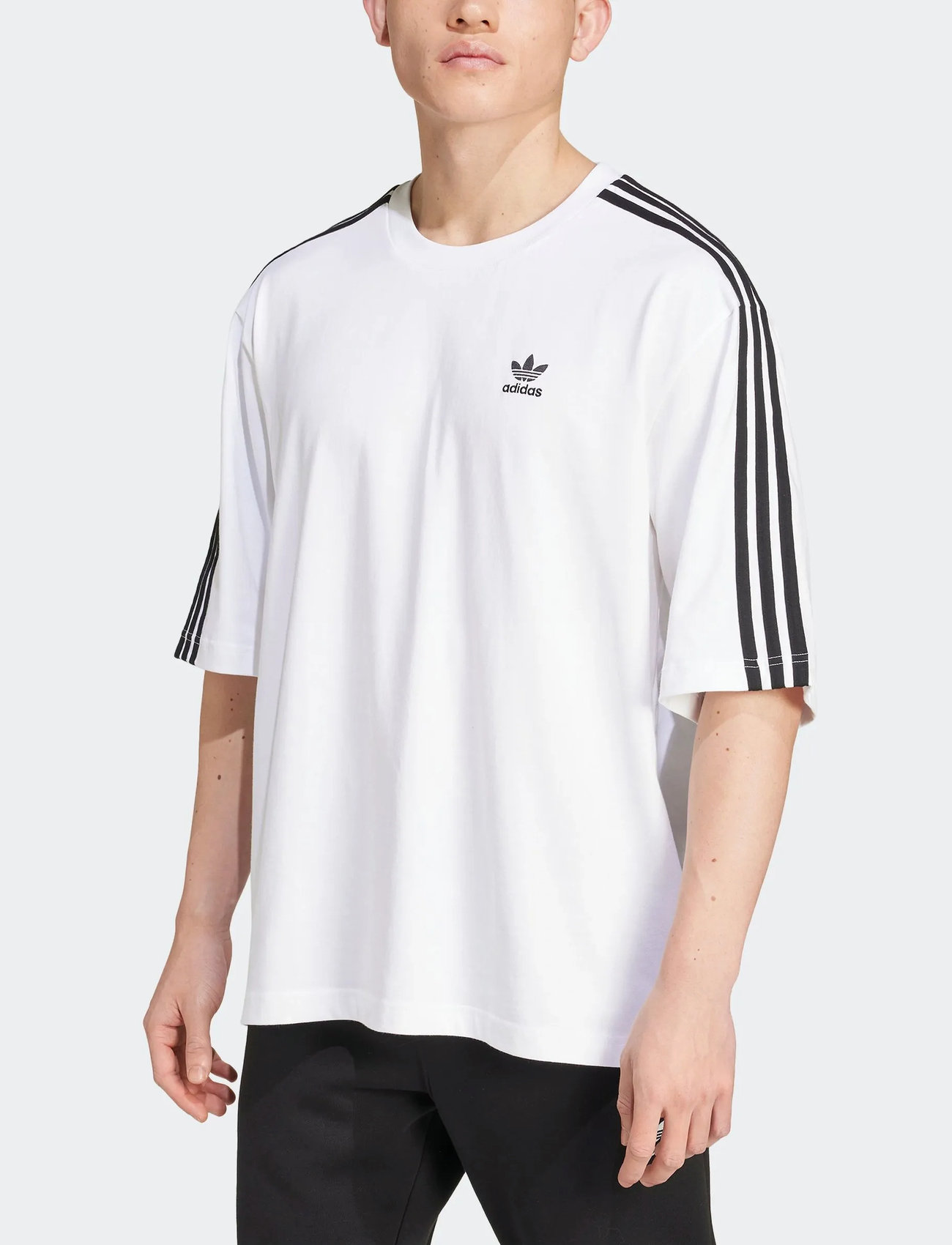 adidas Originals Oversize Tee, M, White, Sport Overdele > Sport T-shirts, Herre
