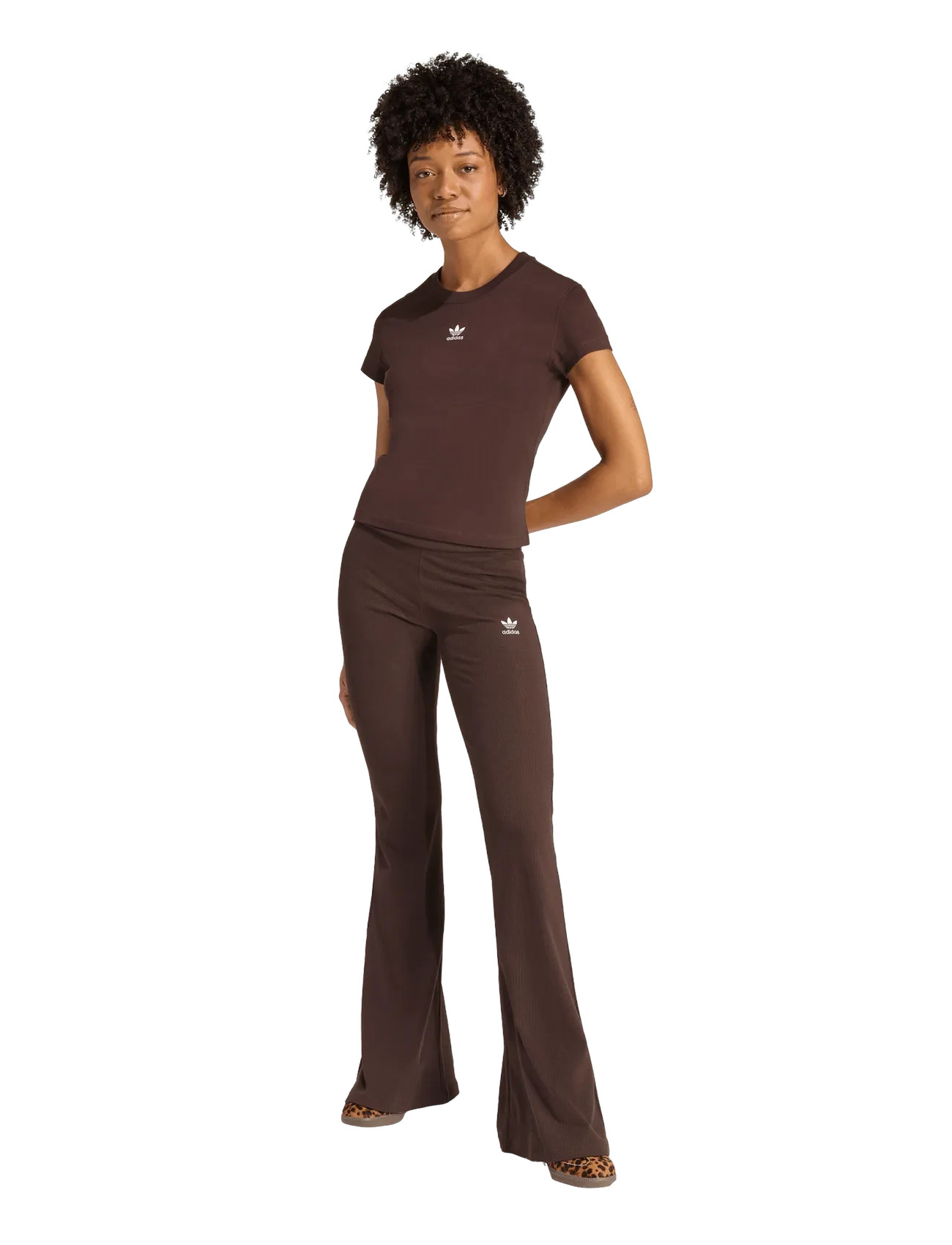 adidas Originals Ess Slim Tee, L, Brown, Sports Overdele & T-shirts > Sport T-shirts, Dame