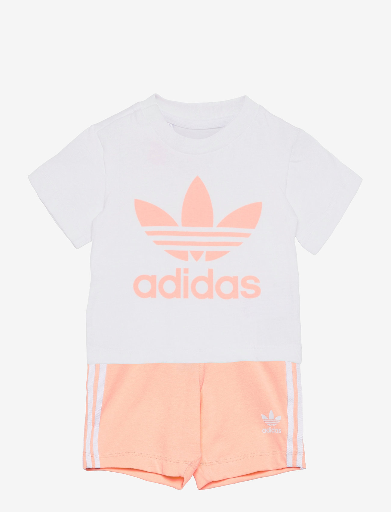 trefoil shorts tee set