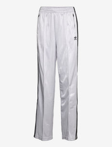 adidas sweatpants tight