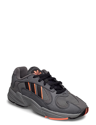 Yung-1 Niedrige Sneaker Grau ADIDAS ORIGINALS