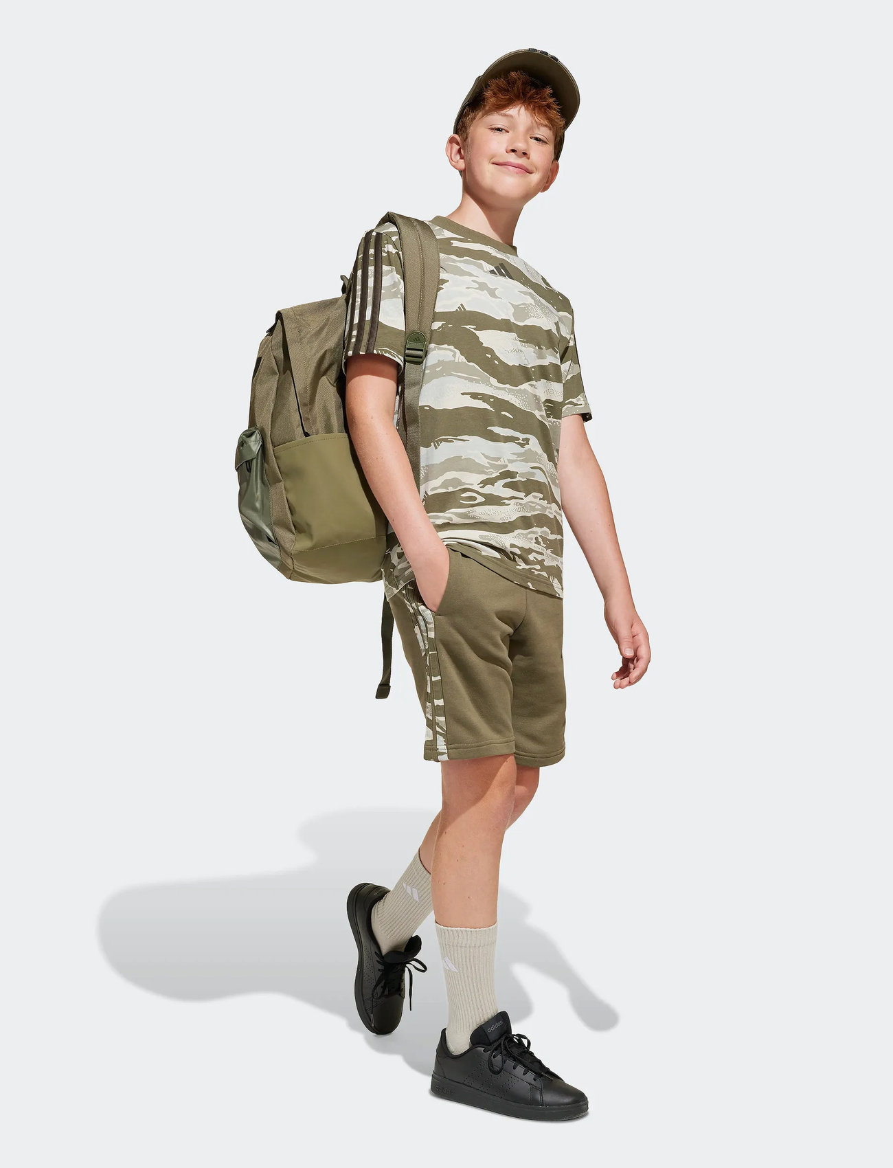 adidas Sportswear J Camo Short, 140, Khaki green, Shorts > Svedeshorts, Børn