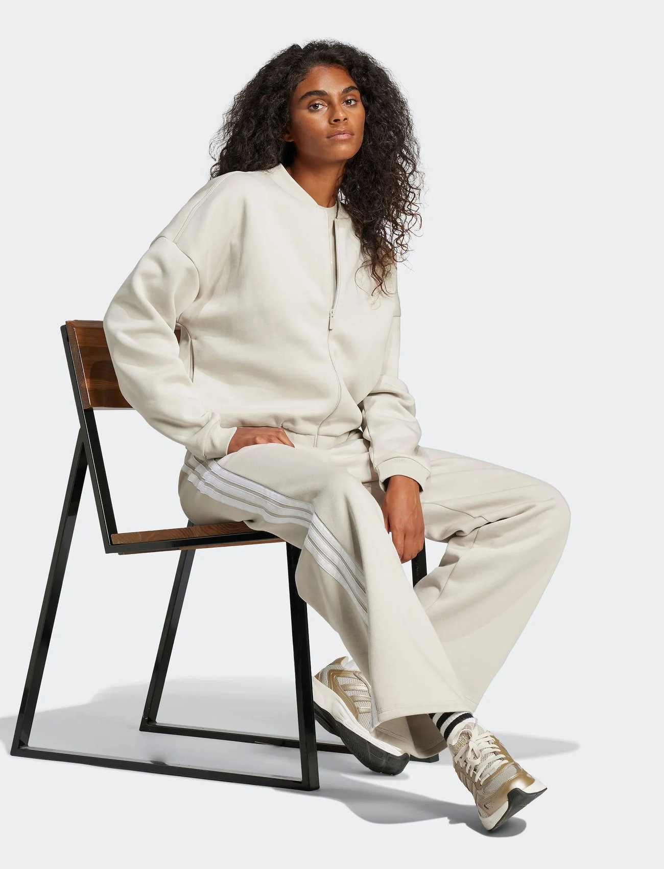 adidas Sportswear W Sl+ Fl Bomber, XS, Cream, Sport Jackets > Sport Casual Jackets, Dame