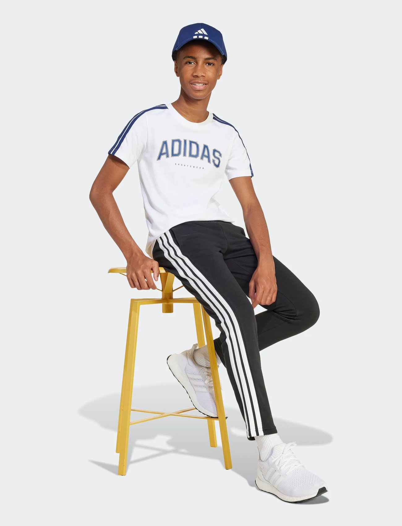 adidas Sportswear J C Colleg Tee, 140, White, T-Shirts > Kortærmede, Børn