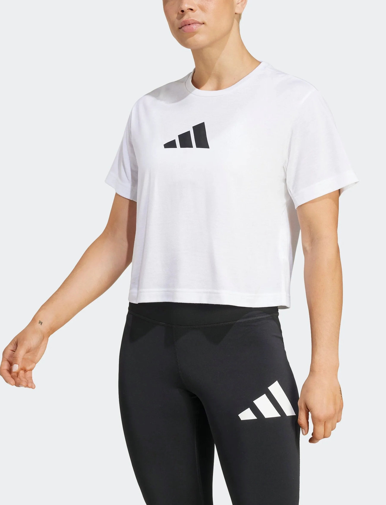 adidas Performance We Bl Tee, L, White, Sports Overdele & T-shirts > Sport T-shirts, Dame