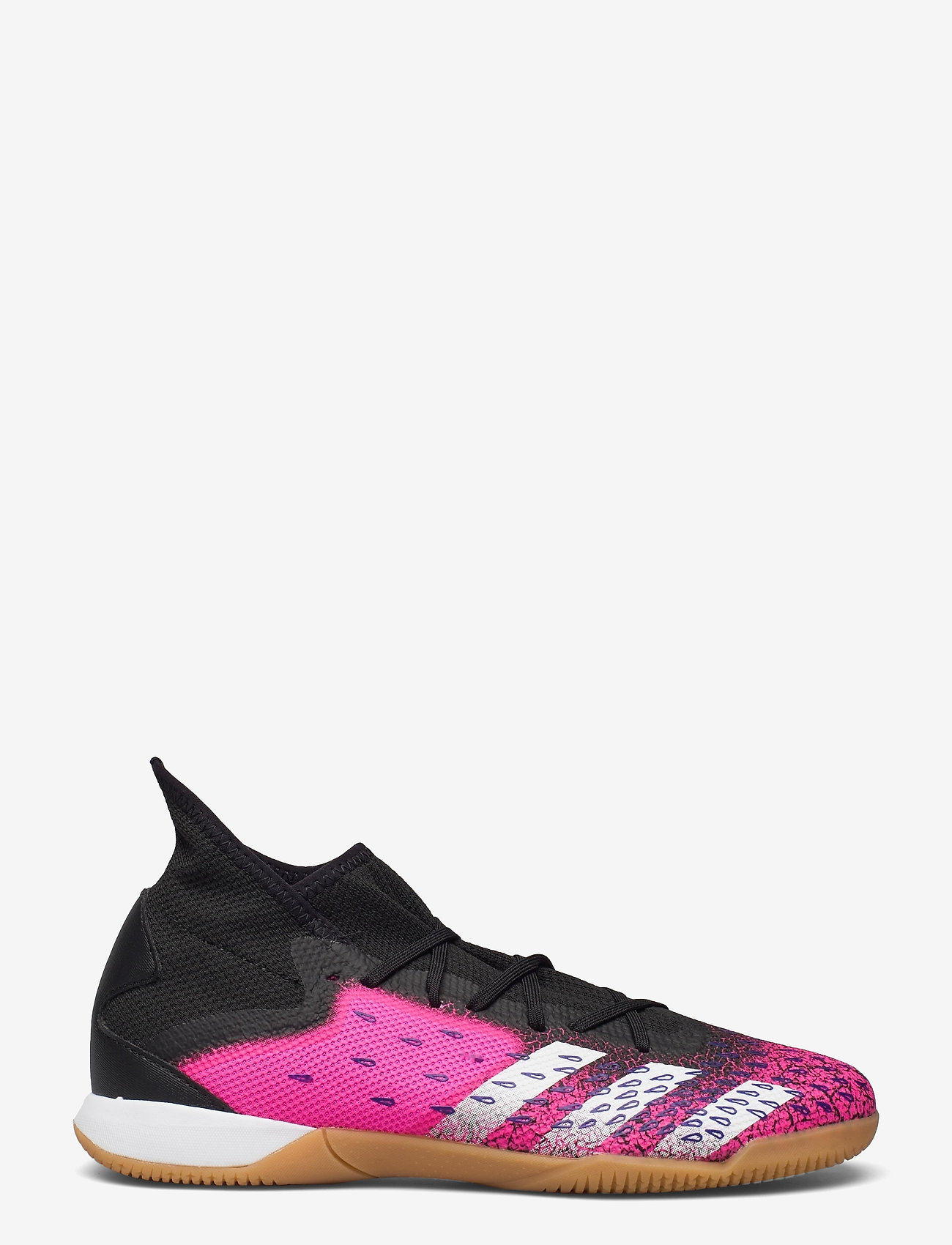 predator freak indoor shoes