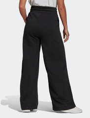 adidas Performance Sportswear Studio 