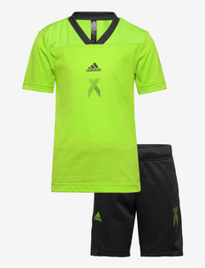 Football-Inspired X Summer Set - gładki t-shirt z krótkimi rękawami - sesogr/black