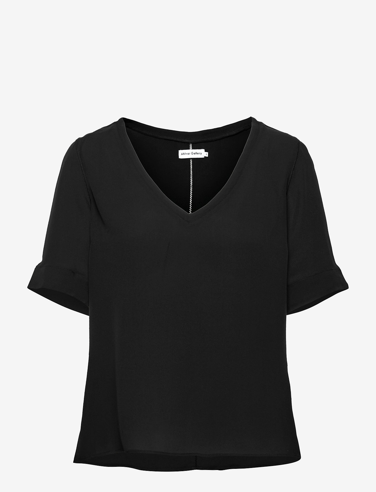 ahlvar-gallery-pim-deep-v-neck-tee-kort-rmade-blusar-boozt