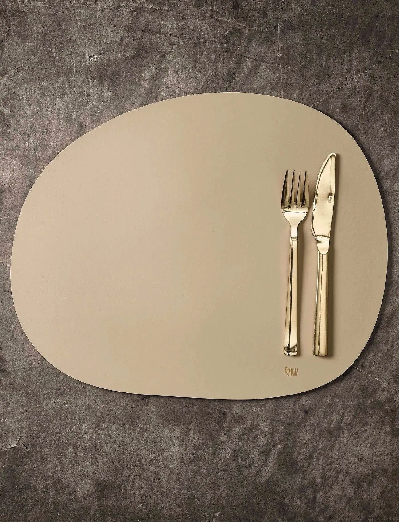 Aida Raw Silicone Placemat - Soft Surface 1 Pcs. 41 X 33.5 cm, 41X33.5 cm, Beige, Tableware > Placemats, Unisex