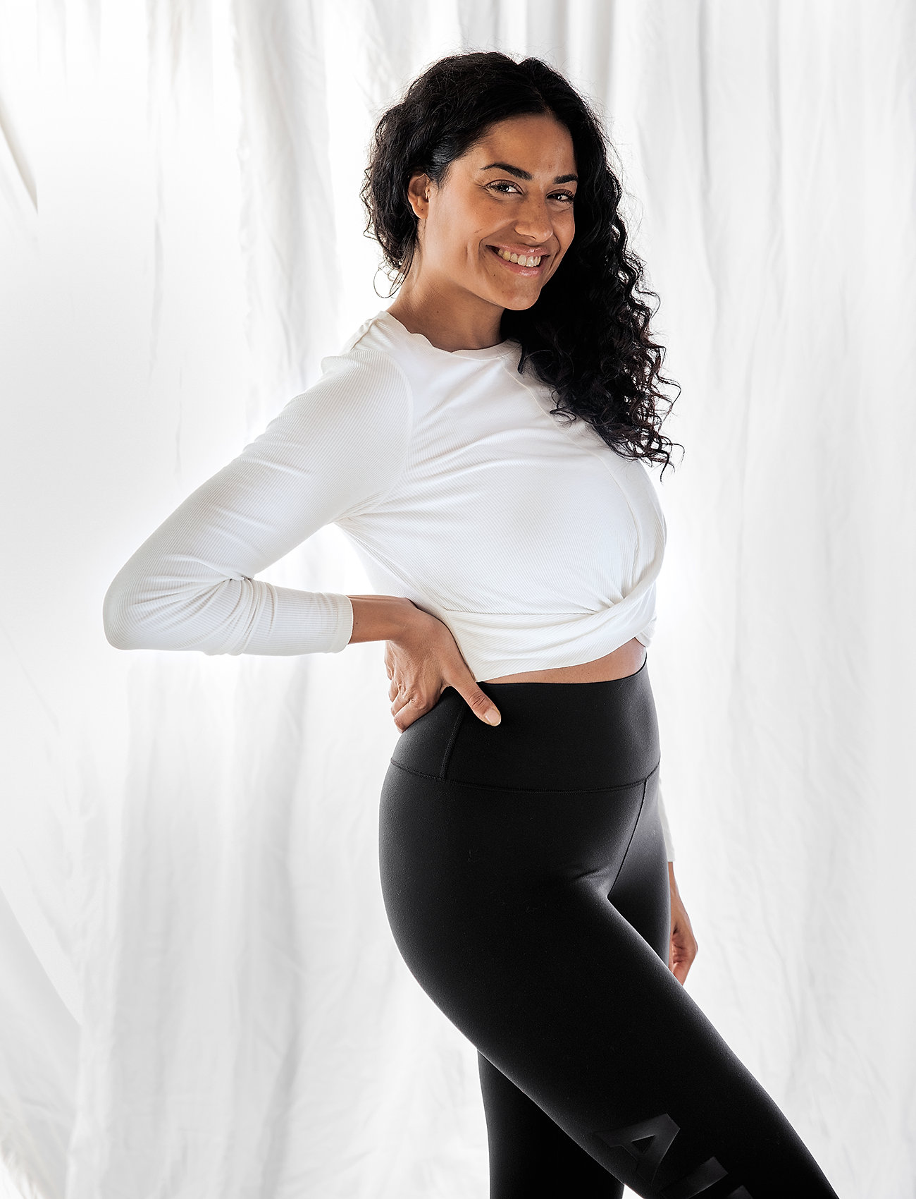 aimn white long sleeve