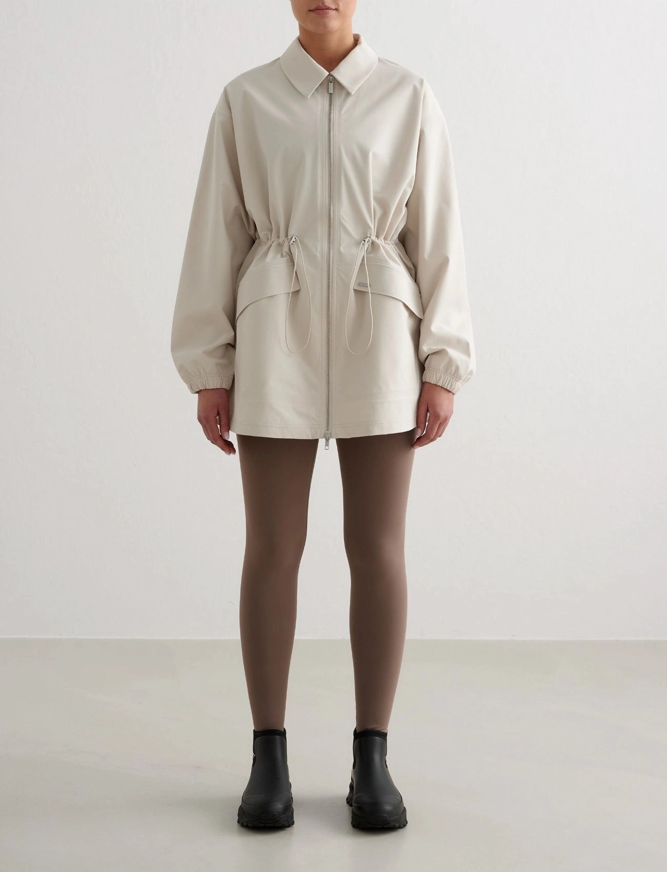 aim ́n Waterproof Zip Jacket, S, Cream, Sport Jackets > Sport Casual Jackets, Dame