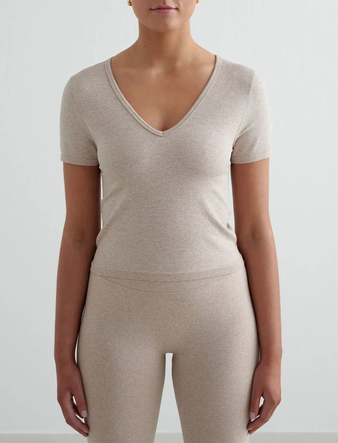 aim ́n Shape Seamless Short Sleeve, XS, Beige, Sports Overdele & T-shirts > Sport T-shirts, Dame
