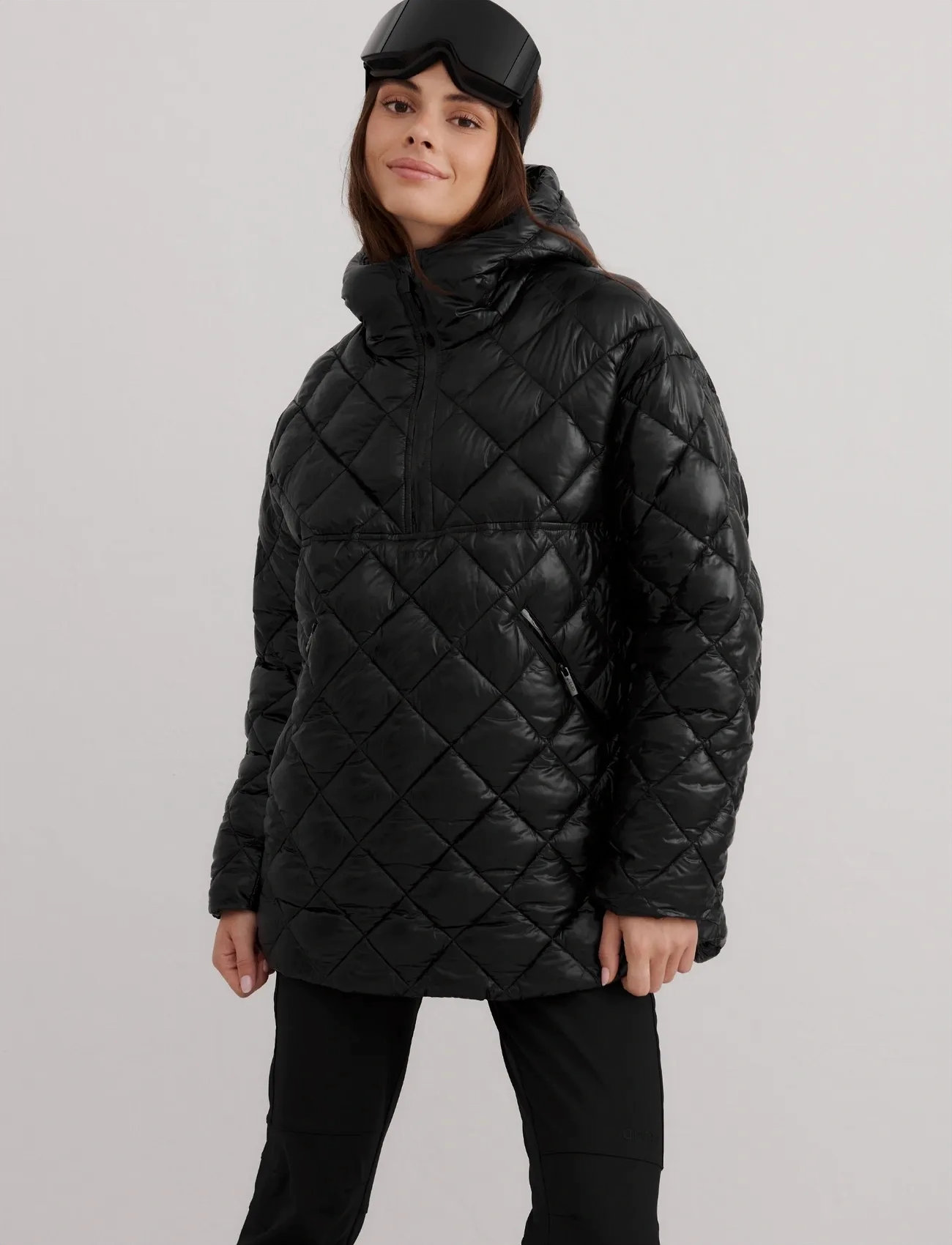 aim ́n Luxe Quilted Anorak, XS, Black, Sport Jackets > Sport Ski Jackets, Dame