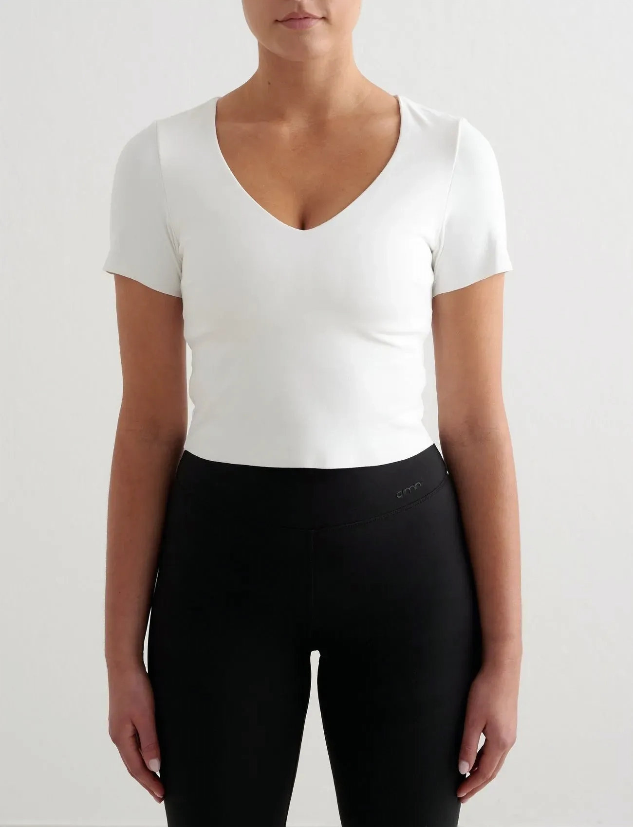 aim ́n Sense Short Sleeve Bralette, S, White, Sports Overdele & T-shirts > Sport T-shirts, Dame