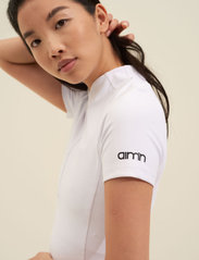 AIM'N - White Favourite Zip Short Sleeve - t-shirts - white - 3