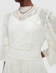 AllSaints - EMERY EMB DRESS - sukienki koktajlowe - off white - 8