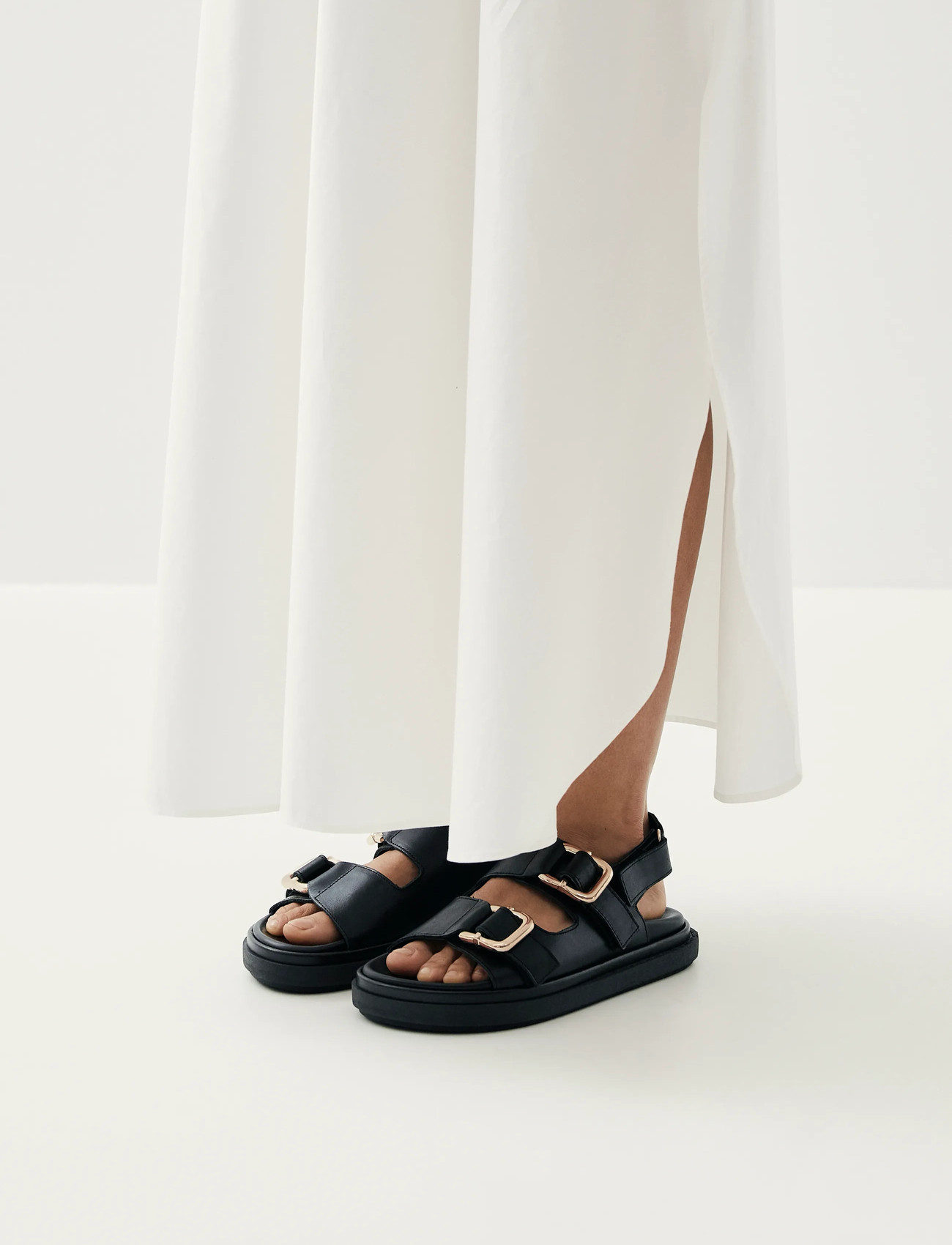 ALOHAS Harper Black Sandal, 42, Black, Sandaler > Flade, Dame