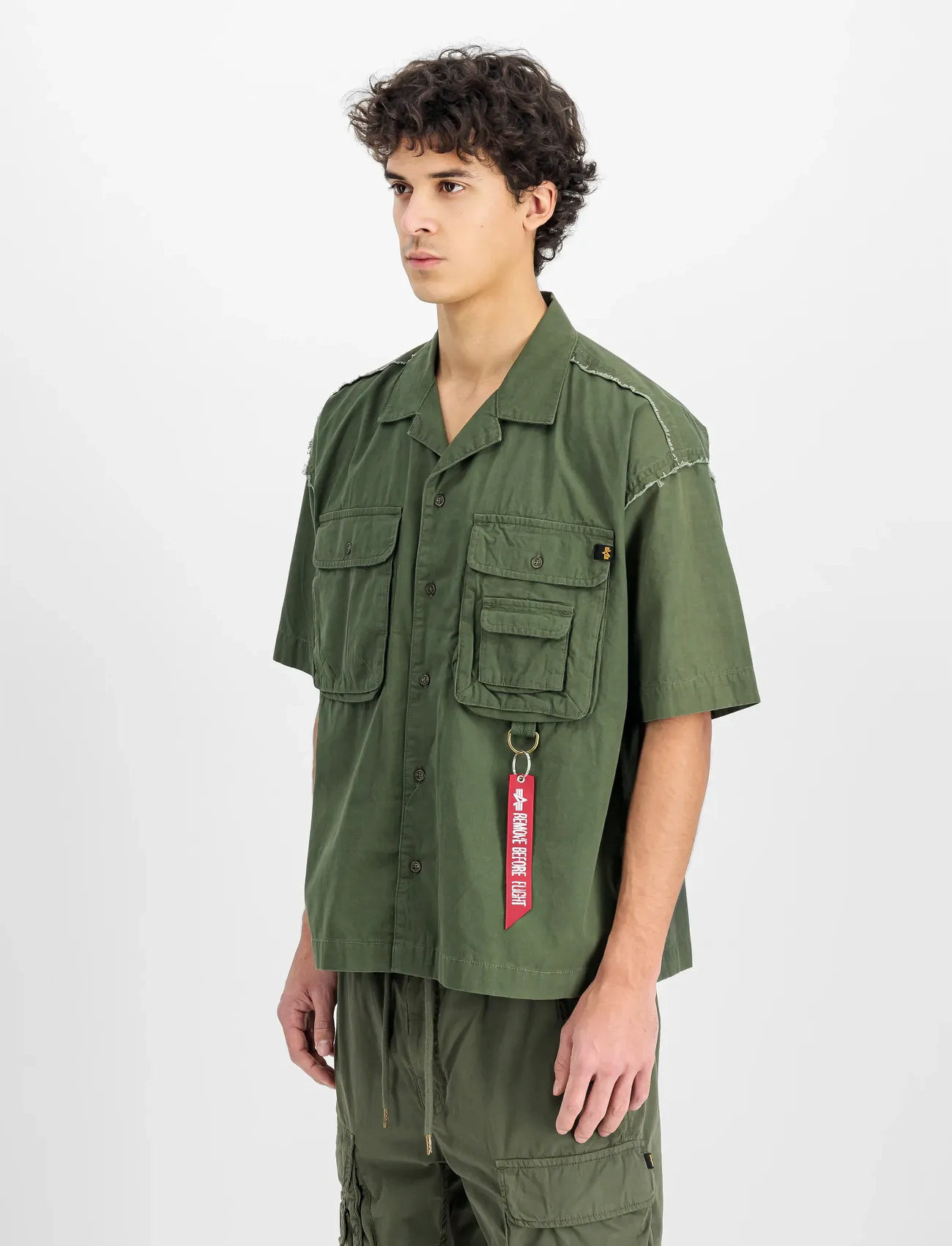 Alpha Industries Aloha Safari Shirt, S, Khaki green, Skjorter > Kortærmede Shirts, Herre