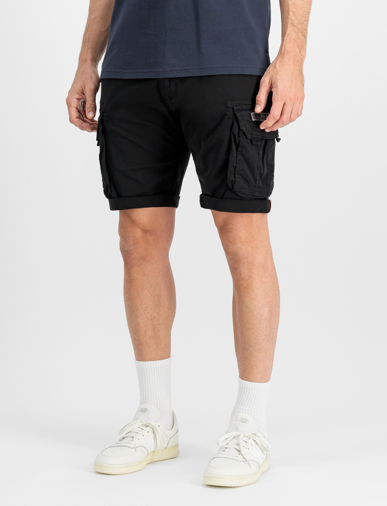 Alpha Industries Crew Short, 32, Black, Shorts > Cargo Shorts, Herre