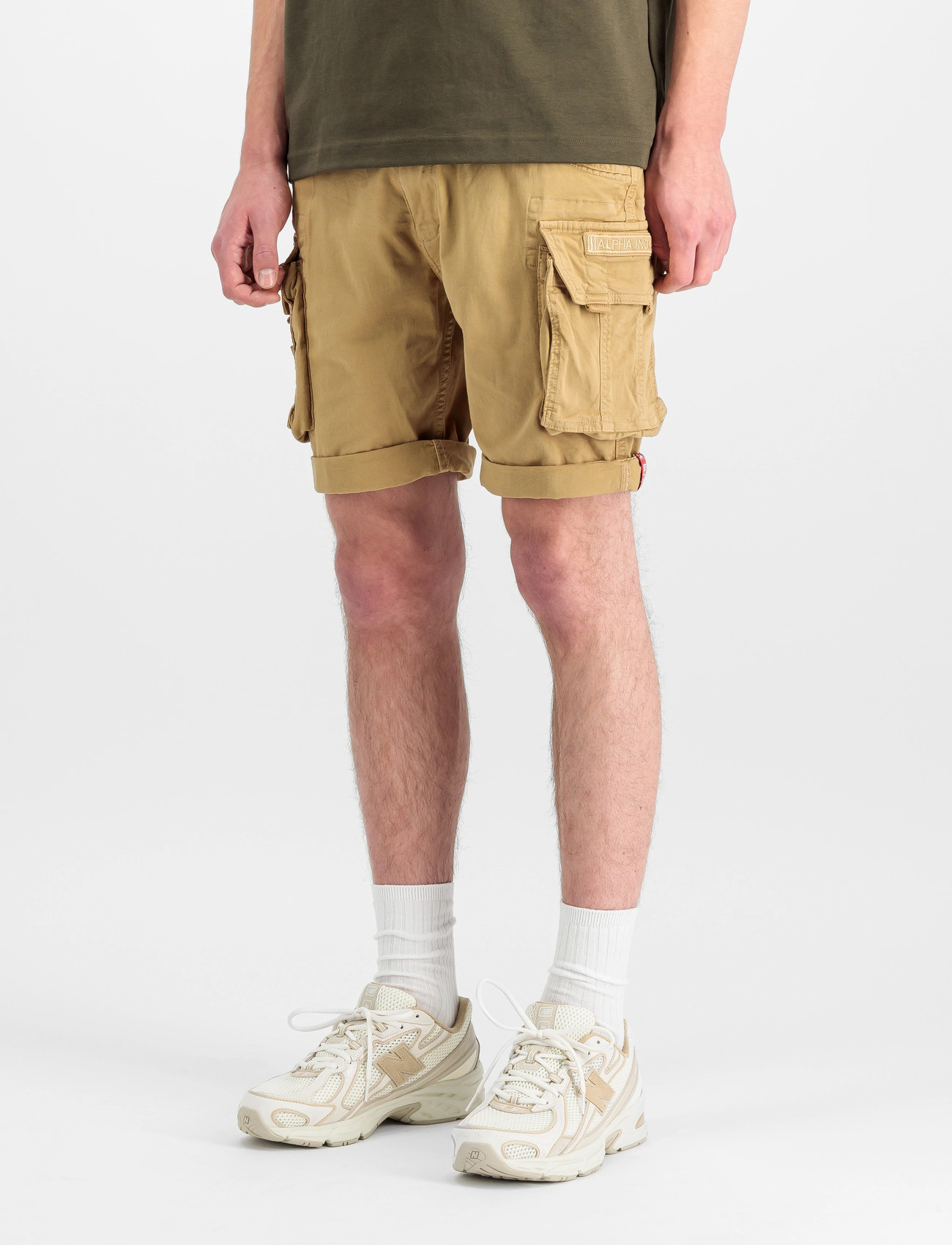 Alpha Industries Crew Short, 32, Beige, Shorts > Cargo Shorts, Herre
