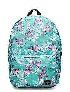 american tourister waterproof backpack