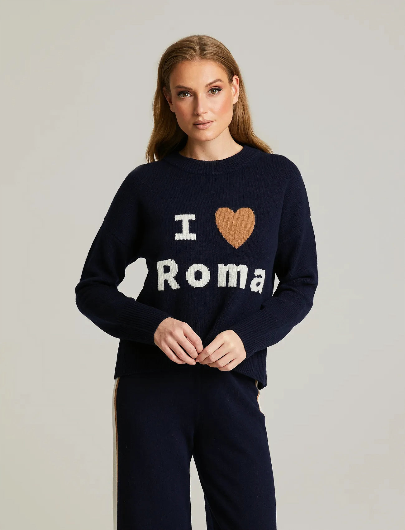Andiata Saroma, XS, Navy, Strik > Trøjer, Dame