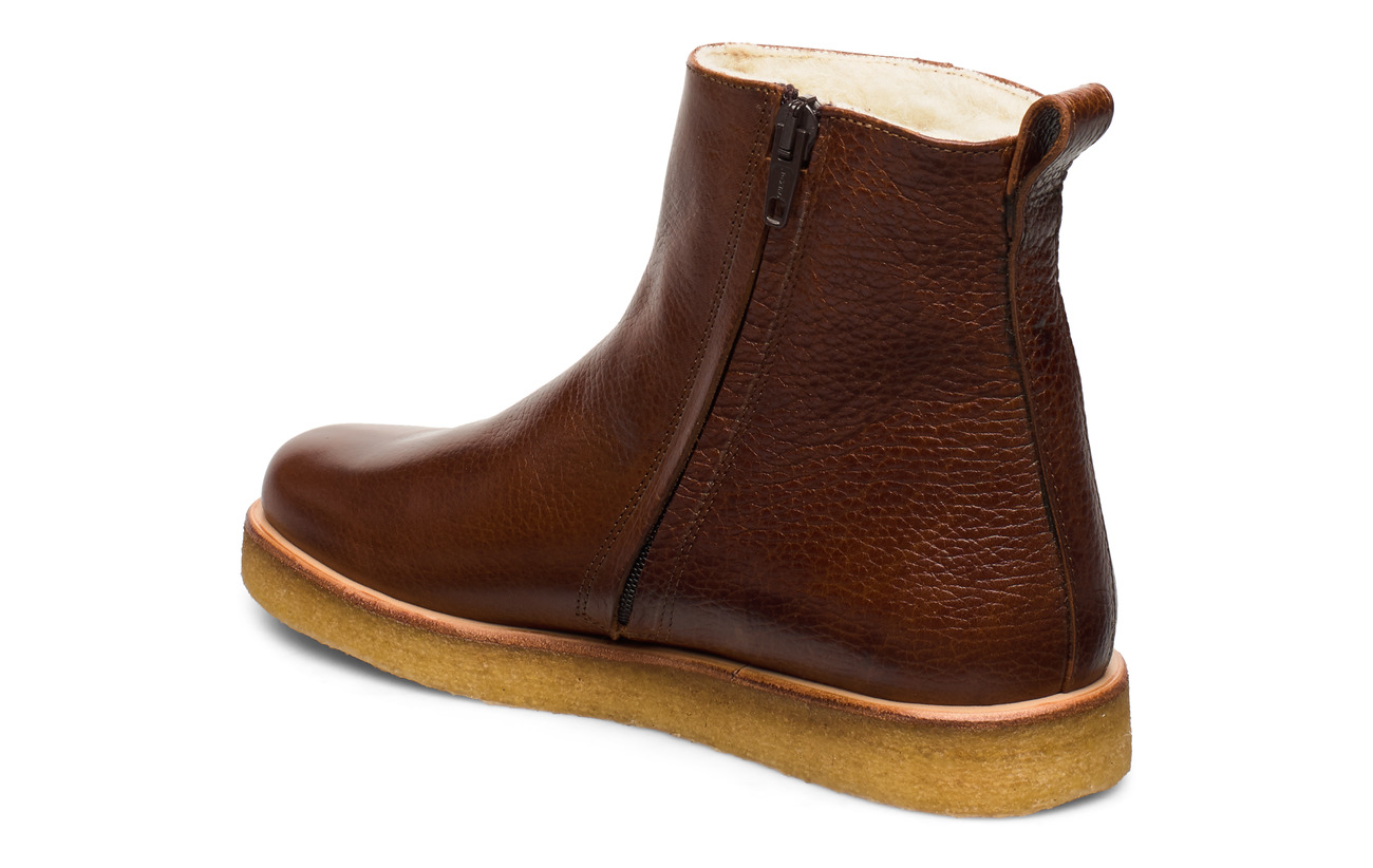 angulus boots flat