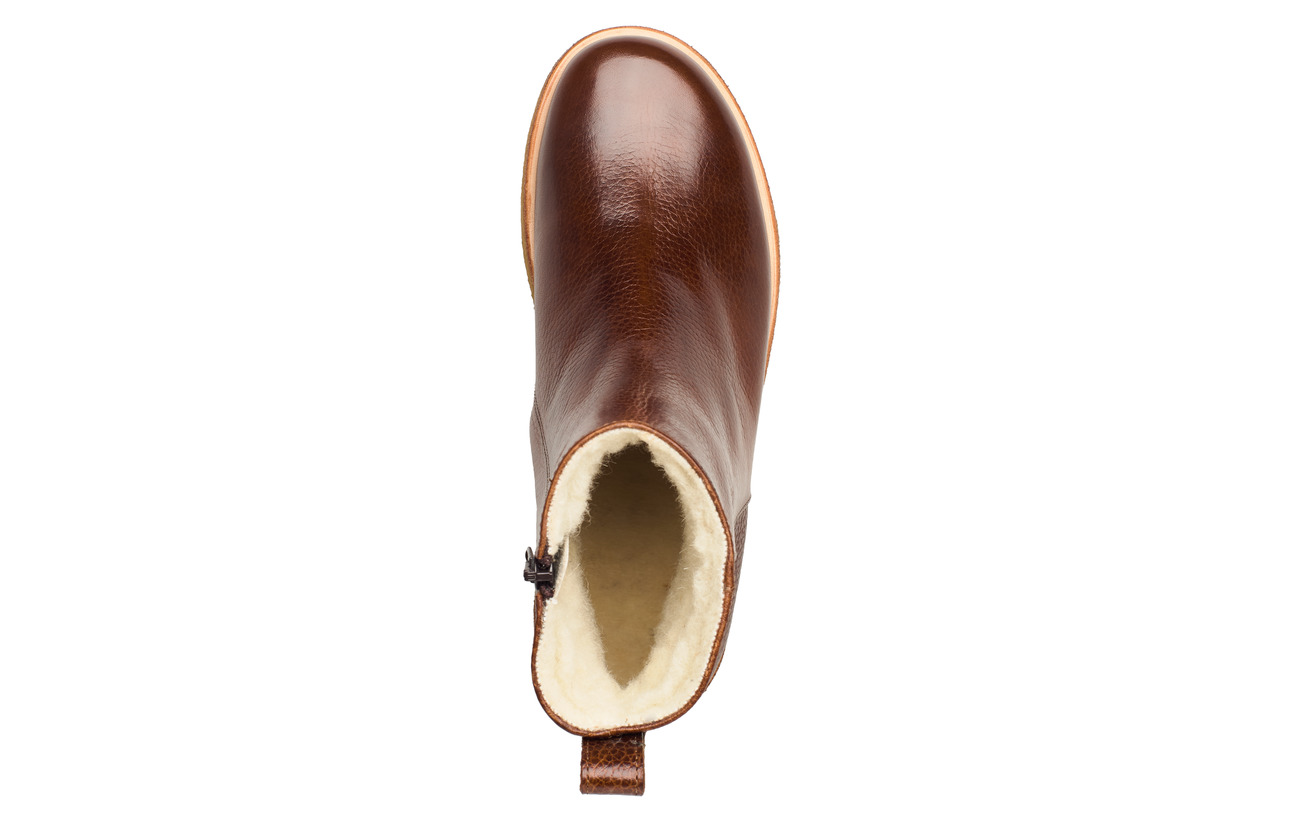 angulus boots flat