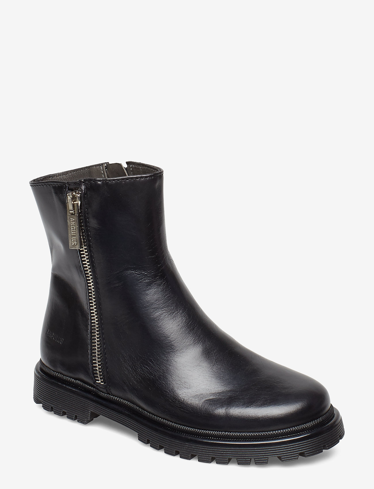 angulus boots flat