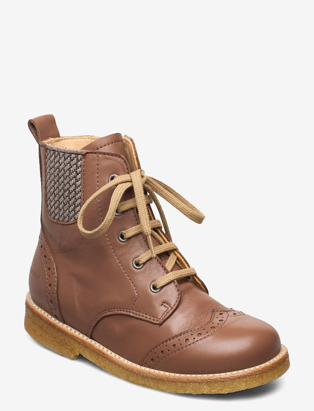 angulus boots flat