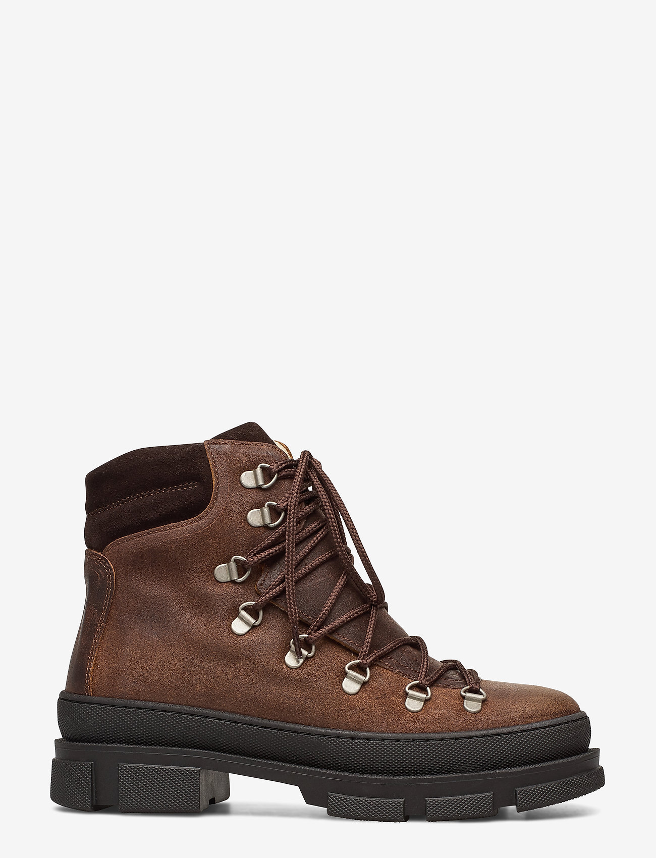 angulus boots flat