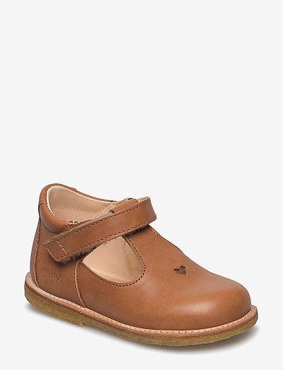 T - bar Shoe - strap sandals - 1789 tan