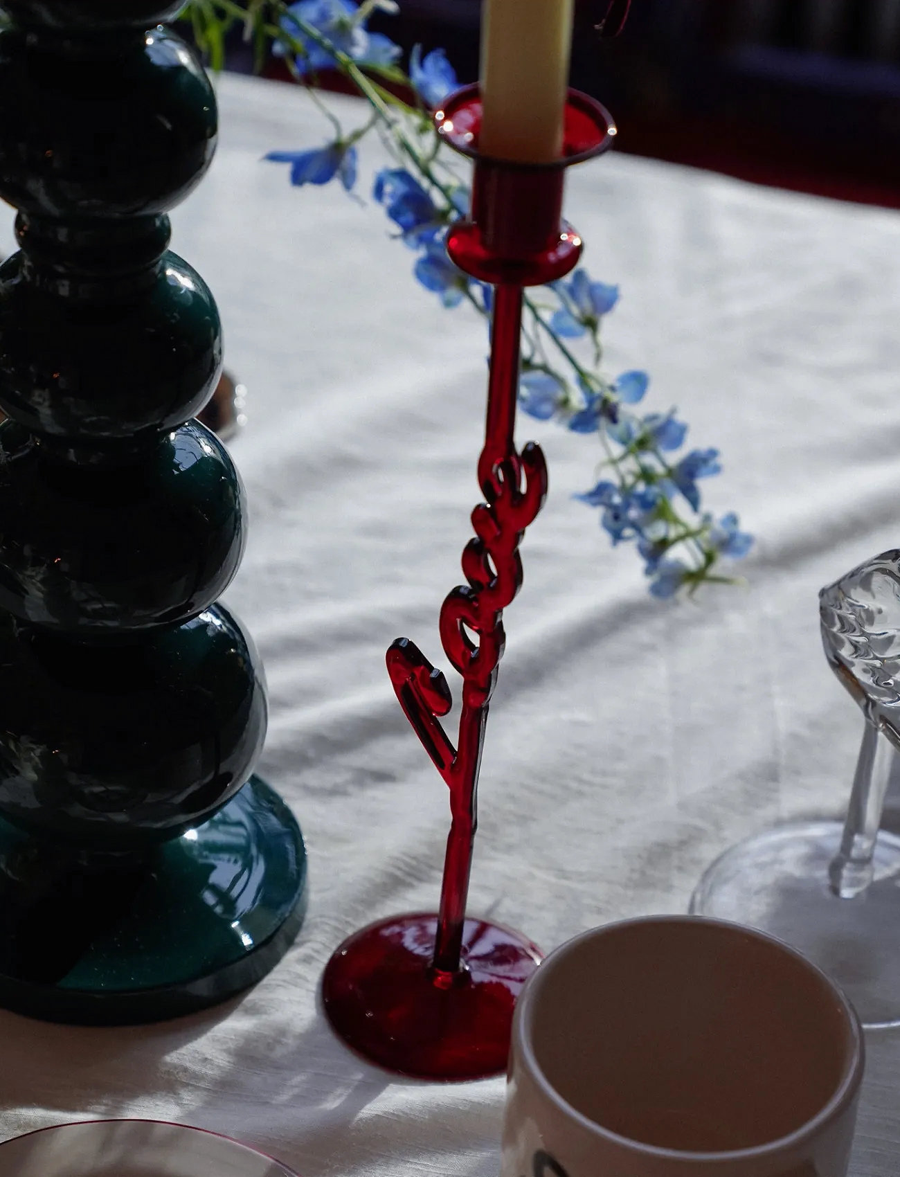 Anna + Nina Carmine Love Candle Holder, H10 cm, Red, Lysestager & Lanterner > Lysestager, Unisex