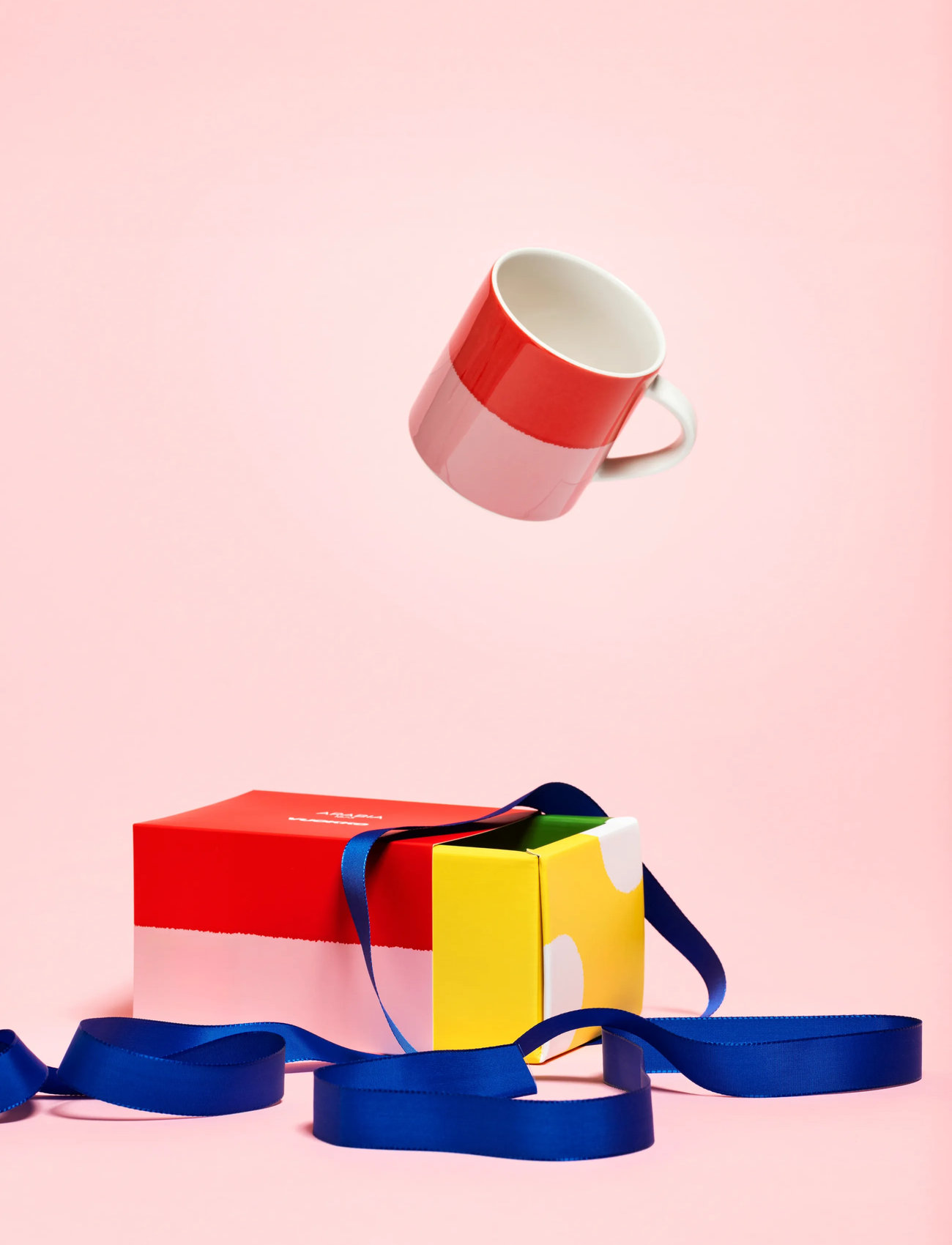 Arabia Vuokko Mug 0,35L 2-Väri Pink-Red, 35 CL, Pink, Kopper & Krus > Kaffekopper, Unisex