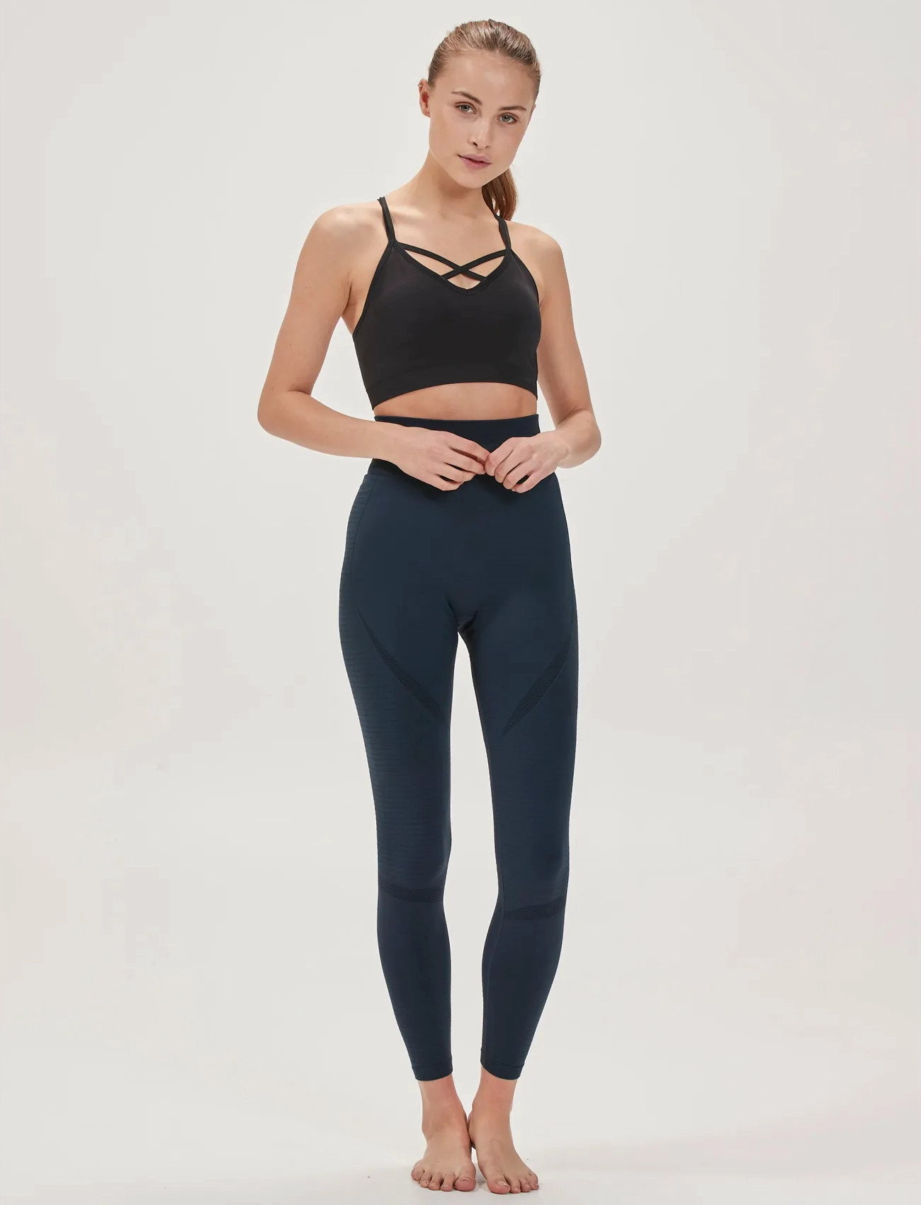 Athlecia Tulip W Sports Bra, S/M, Black, Sport Clothing > Sport Bras - All, Dame
