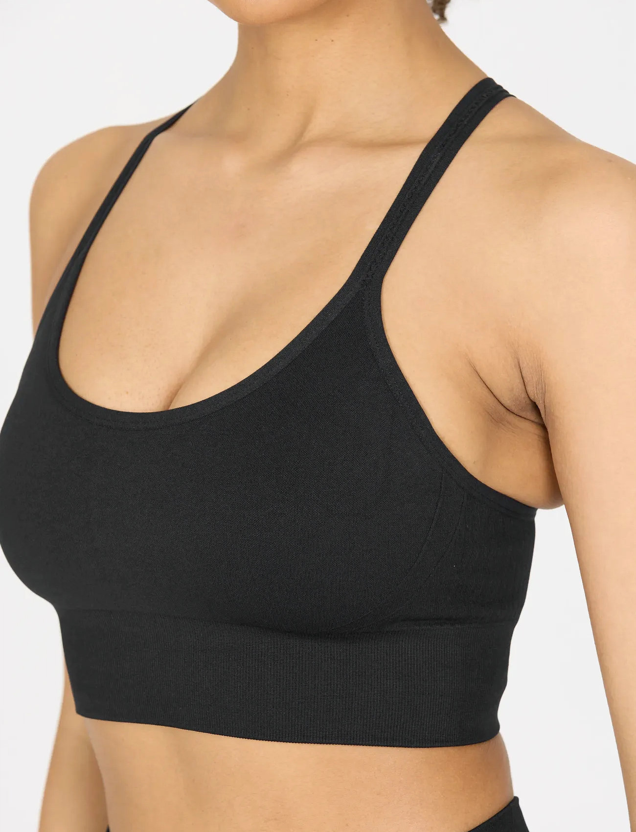 Athlecia Foan V3 Seamless Bra, S/M, Black, Sport Clothing > Sport Bras - All, Dame