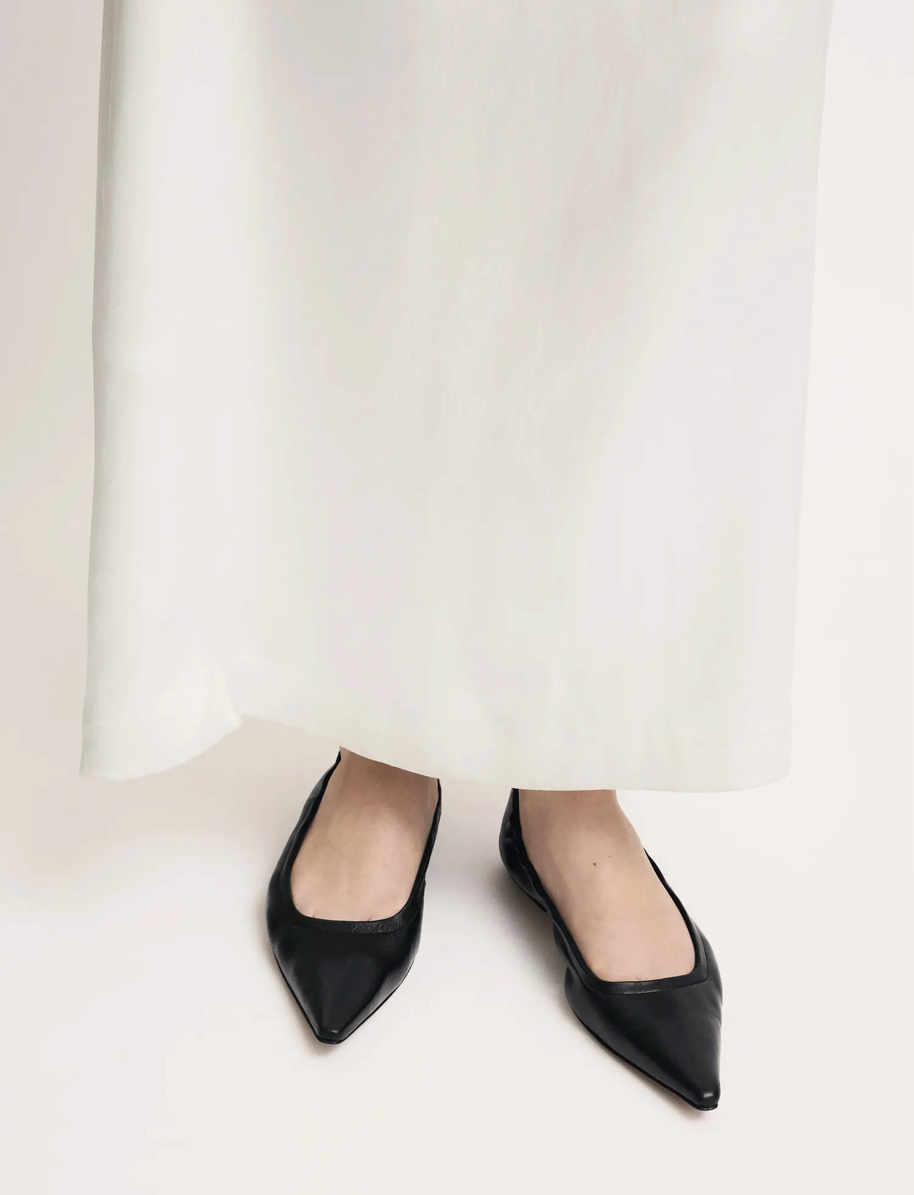 ATP Atelier Aprica Black Shiny Nappa, 36, Black, Sko > Flats, Dame