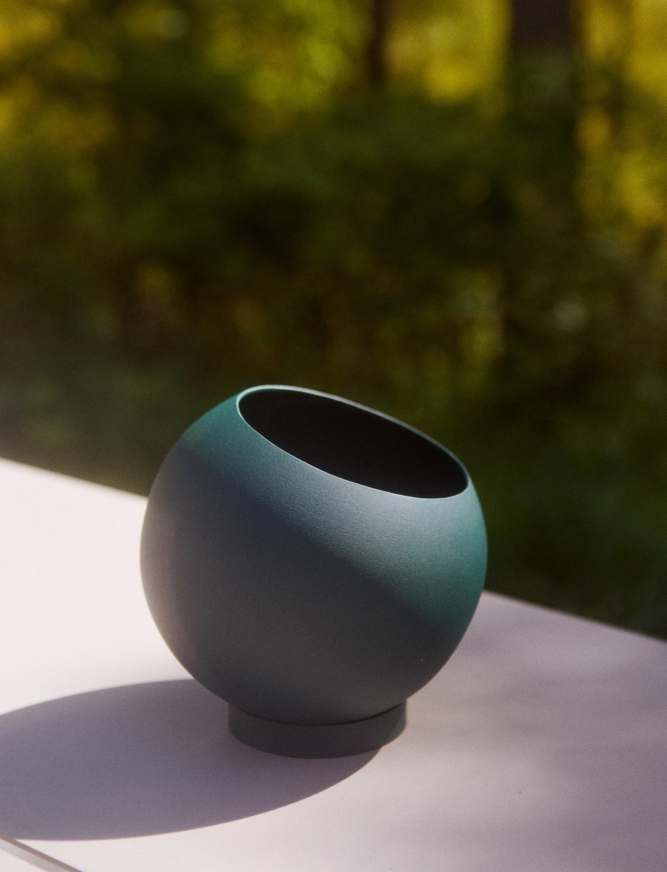 AYTM Globe Flowerpot, 21X18.8 cm, Green, Dekoration > Blomsterpotter, Unisex
