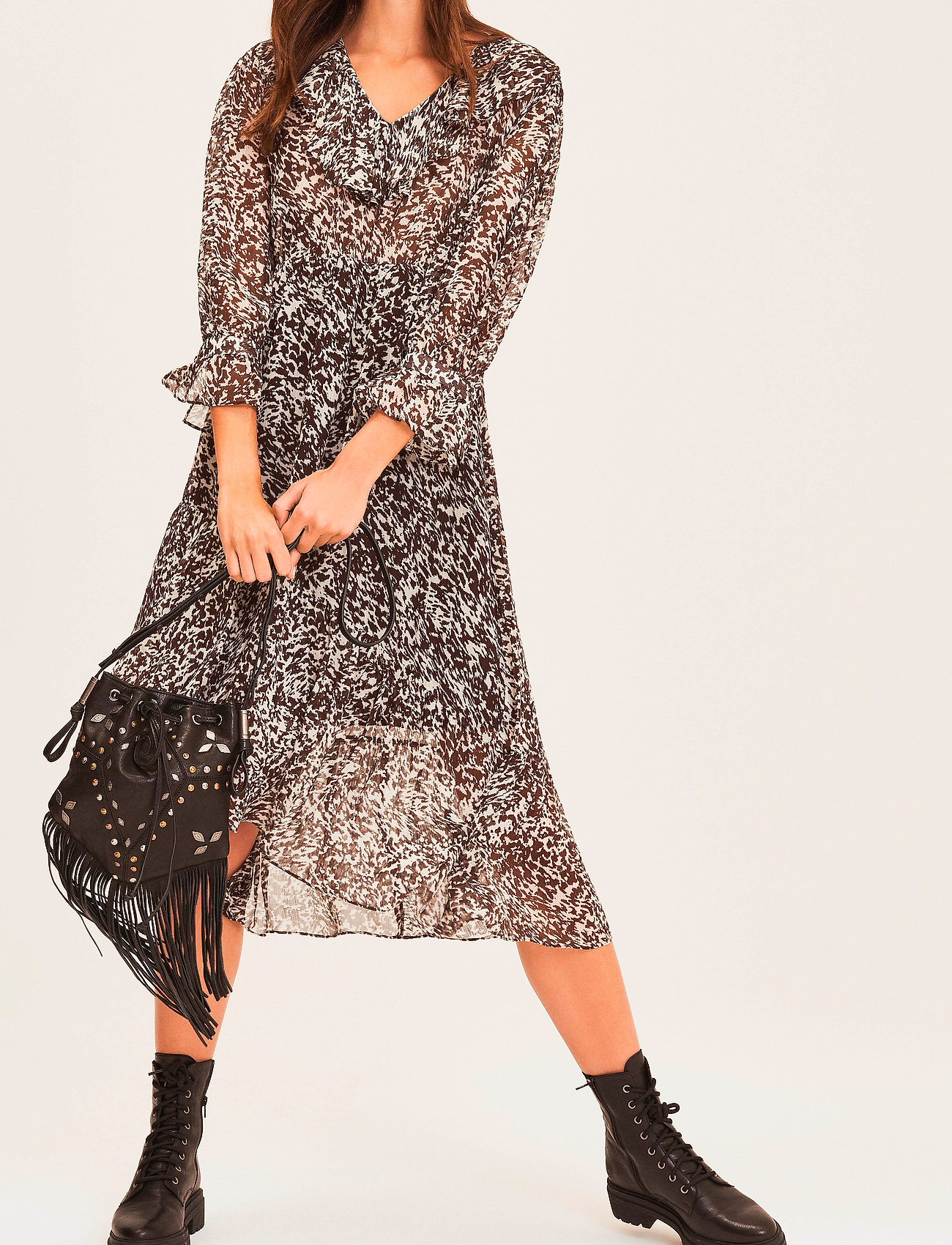 ba☀sh Erym Dress - Midi dresses | Boozt.com